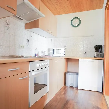 Gaestehaus Seewald *