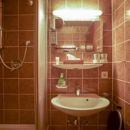 Gaestehaus Seewald *